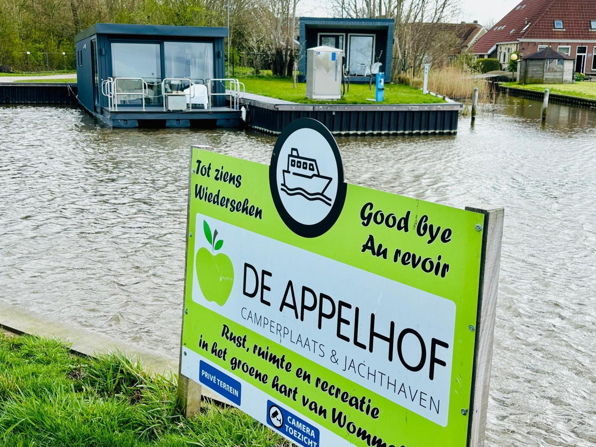 Uniek Overnachten In Een Tiny House Op De Appelhof Wommels Exterior photo
